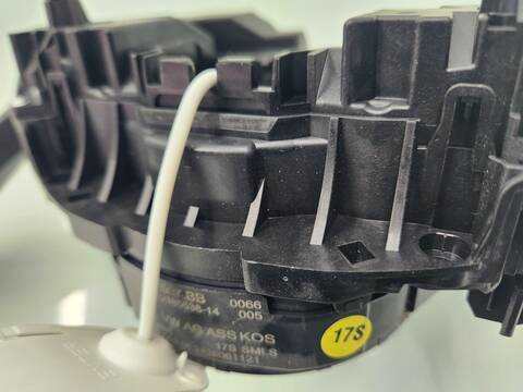Foto 3ª: Mando Multifuncion Volkswagen Crafter 35 FURGON BM TN FWD 140CV 103KW [DNAE] (2024)