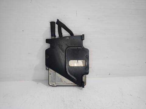 Foto 2ª: Centralita Motor ECU Renault Trafic L1H1 2 7T 95CV 70KW FURGON [R9M413] (2019)