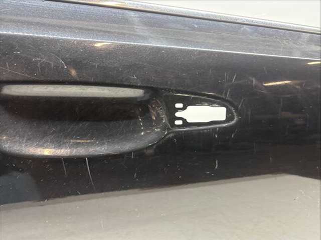 Puerta Delantera Derecha Kia Sportage 135 CV 99KW