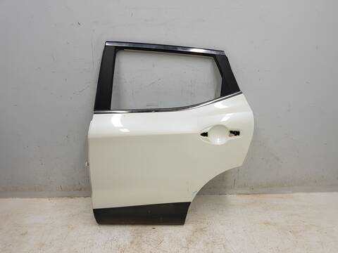 Puerta Trasera Izquierda Nissan Qashqai ACENTA