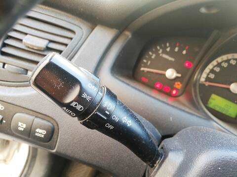 Mando Multifuncion Kia Sportage D4EA