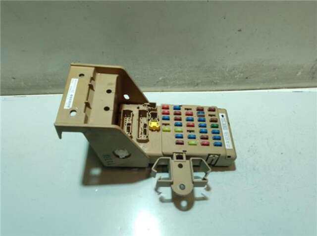 Caja Reles Fusibles Subaru Impreza 2.0 D (150CV)
