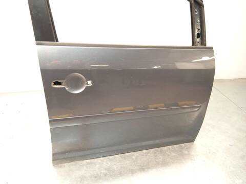 Foto 3ª: Puerta Delantera Derecha Volkswagen Touran 1.9 TDI 105CV 77KW [BKC] (2006)