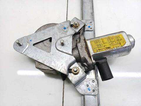 Foto 2ª: Elevalunas Eléctrico Delantero Derecho Opel Vivaro 1.9 CDTI CAT F9Q-760 - L08) 101CV 74KW [F9Q760] (2004)
