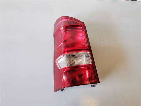 Piloto Trasero Izquierdo Mercedes Vito 114/116/119/124 CDI SELECT COMPACTA 447.701) 136CV