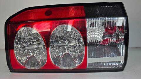 Piloto Trasero Derecho Land Rover Discovery 276DT AUT.