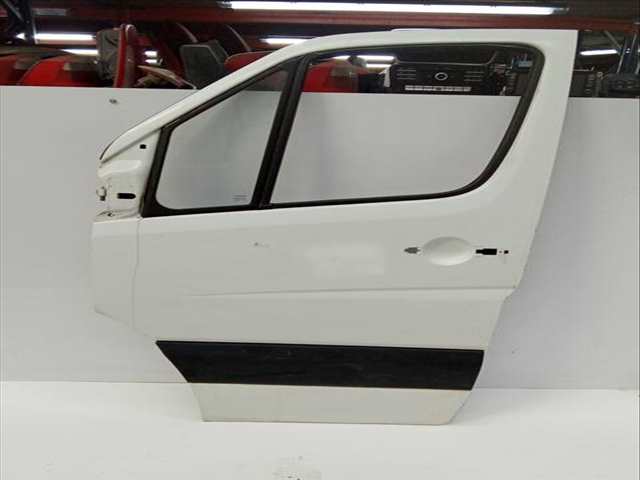 Puerta Delantera Izquierda Mercedes Sprinter 209 CDI 906.611 906.613) 88CV 65KW FURGONETA