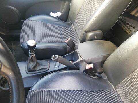 Foto 1ª: Consola Central Kia Sportage D4EA (2007)