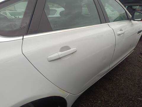 Puerta Trasera Derecha Jaguar XF PURE 179CV 132KW