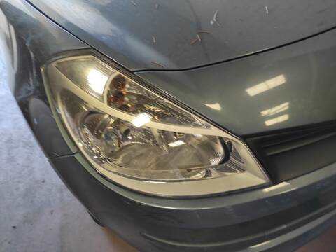 Faro Derecho Renault Clio K4J780