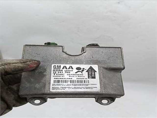 Foto 1ª: Centralita Airbag Opel Zafira 1.9 ENJOY [1.9 LTR. - 88 KW CDTI] [Z 19 DT / LPM]