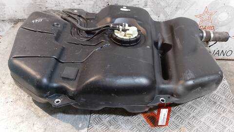 Foto 3ª: Deposito de Combustible Mercedes Vaneo 1.7 CDI VANEO 414.700) 91CV 67KW FURGONETA [668914] (2004)