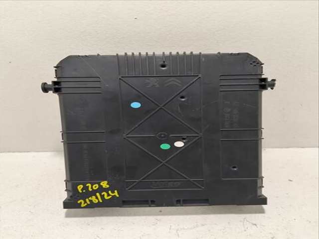 Foto 2ª: Caja Reles Fusibles Peugeot 208 1.4 HDI FAP 68CV [8HR] (2012)