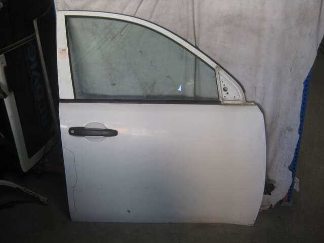 Puerta Delantera Derecha Mitsubishi L200 2.5DID