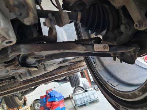 Brazo Suspension Delantero Izquierdo Volkswagen Tiguan ADVANCE 4MOTION 150CV 110KW