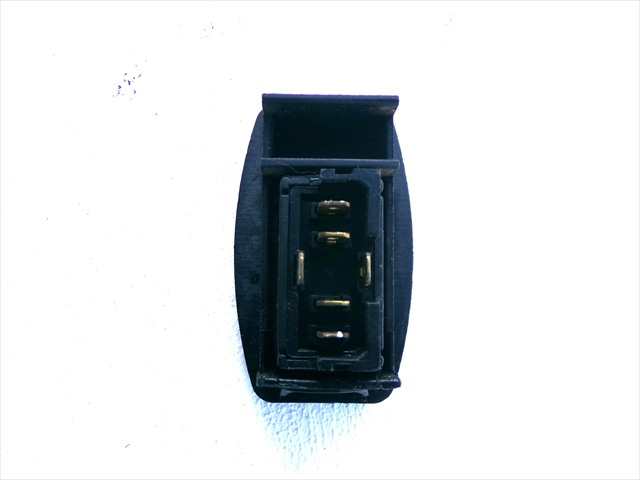 Foto 2ª: Botonera Elevalunas Aixam A721 0.4 D [Z402] (2007)