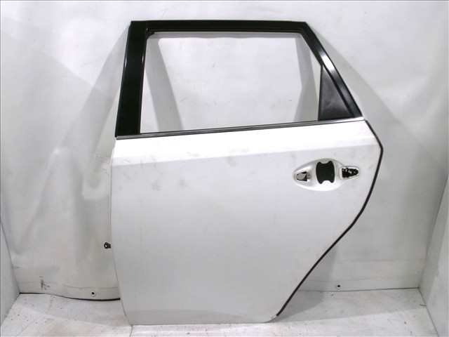 Foto 1ª: Puerta Trasera Izquierda Toyota Auris 2.0 D FAMILIAR, 2012-2015 [1AD] (2015)