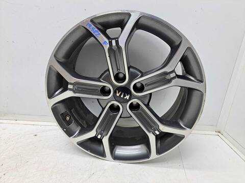 LLanta Chapa Kia Xceed DRIVE 136CV 100KW