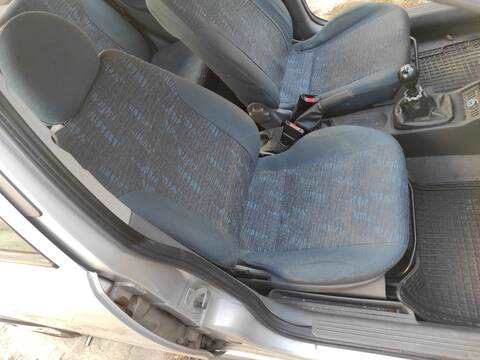 Foto 1ª: Asiento Delantero Derecho Opel Corsa Z12XE (2001)