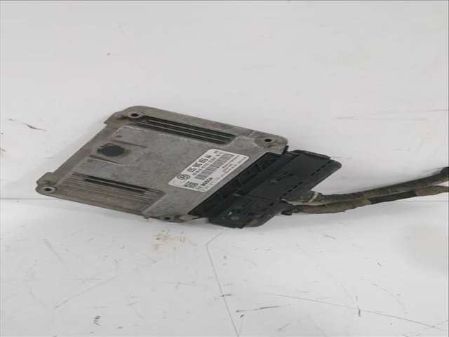 Foto 1ª: Centralita Motor ECU Seat Leon 1.9 TDI 105CV 77KW [BKC,BLS,BXE] (2009)