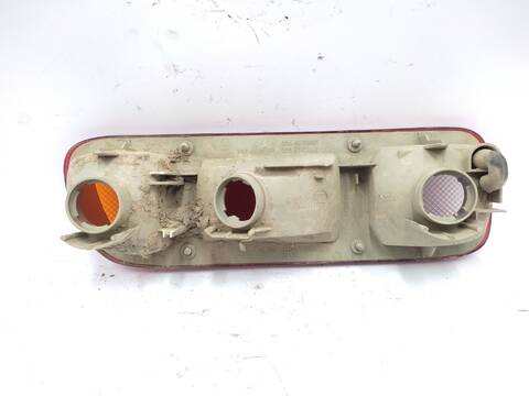 Foto 2ª: Piloto Trasero Derecho Nissan Terrano 2.7 TDI 4WD 125CV 92KW