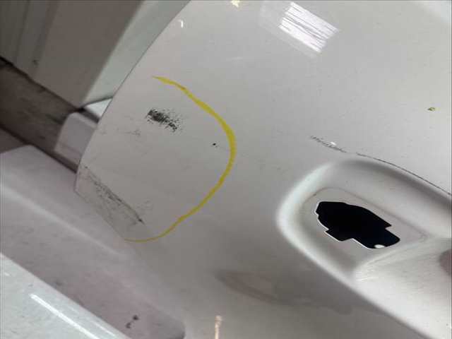 Foto 2ª: Puerta Trasera Derecha Citroen C4 82 CV 60KW [HMZ, EB2F] (2014)
