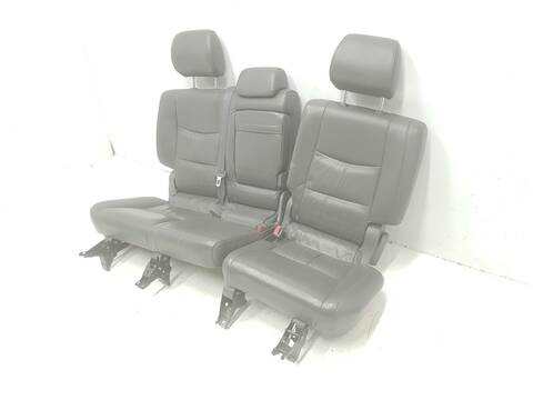 Foto 2ª: Asiento Trasero Central Toyota Land Cruiser 3.0 TD 163CV AUT. [1KDFTV] (2002)