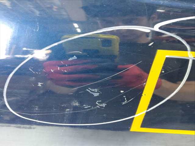 Foto 3ª: Puerta Delantera Derecha Nissan Navara 2.3 DCI 190 CV 140KW [YS23DDTT] (2017)