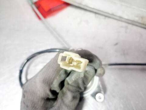 Foto 4ª: Elevalunas Eléctrico Delantero Izquierdo Suzuki Vitara 2.0 V6 LARGO SUPERLUJO 136CV 100KW [H20A] (2001)