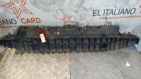 Foto 3ª: Refuerzo Paragolpes Delantero Citroen C3 FEEL 102CV 75KW [YH01] (2021)