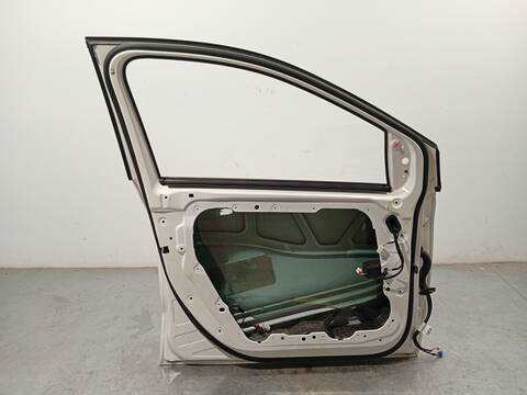 Foto 4ª: Puerta Delantera Izquierda Mercedes Clase B 150 B 200 D 247.012) 150CV 110KW [654920] (2021)