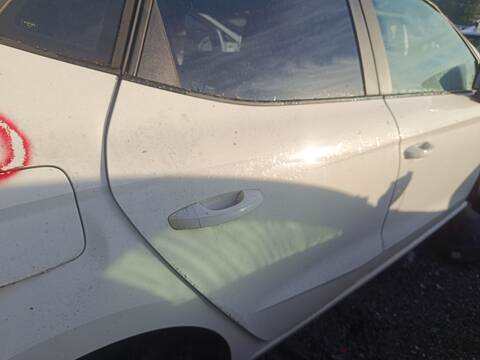 Foto 2ª: Puerta Trasera Derecha Seat Ibiza ERENCE 95CV 70KW (2017)