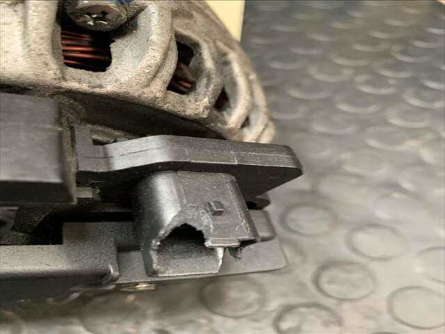 Foto 3ª: Alternador Renault Laguna 1.900 DCI 110CV81KW GRANDTOUR [F9Q 674] (2005)