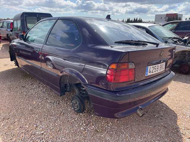Foto 2ª: Portón Bmw Serie 3 318 1.7 TDS COMPACT [M41D17] (1996)