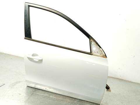 Foto 3ª: Puerta Delantera Derecha Hyundai i30 1.6 CRDI 90CV 66KW [D4FB] (2011)