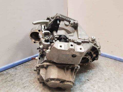 Foto 3ª: Caja Cambios Volkswagen Golf ADVANCE 115CV 85KW [DKRF] (2019)