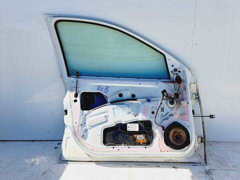 Foto 4ª: Puerta Delantera Izquierda Opel Astra CLUB BERLINA 84CV 62KW [Z16SE] (2003)
