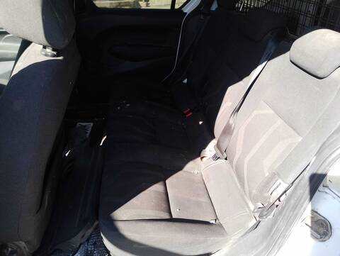 Foto 3ª: Asientos Traseros Ford Transit FURGON 200 L1 AMBIENTE 101CV 74KW [XVGA] (2017)