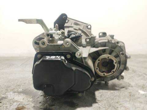Foto 3ª: Caja Cambios Seat Ibiza 1.6 TDI 105CV 77KW [CAYC] (2014)