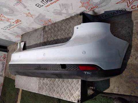 Foto 3ª: Paragolpes Trasero Ford Focus TITANIUM 125CV 92KW [M1DA] (2012)