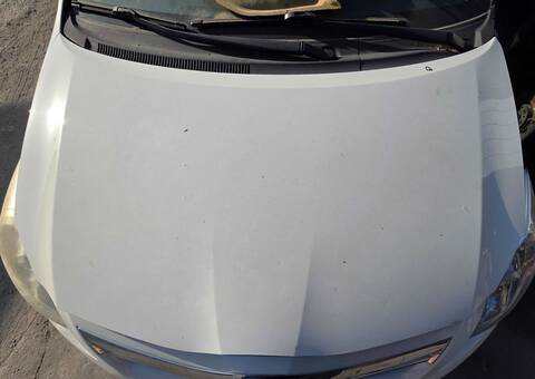 Capot Toyota Auris HYBRID ACTIVE 136CV 100KW