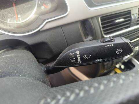 Foto 2ª: Mando Multifuncion Audi A5 2.0 TDI 110KW) 150CV