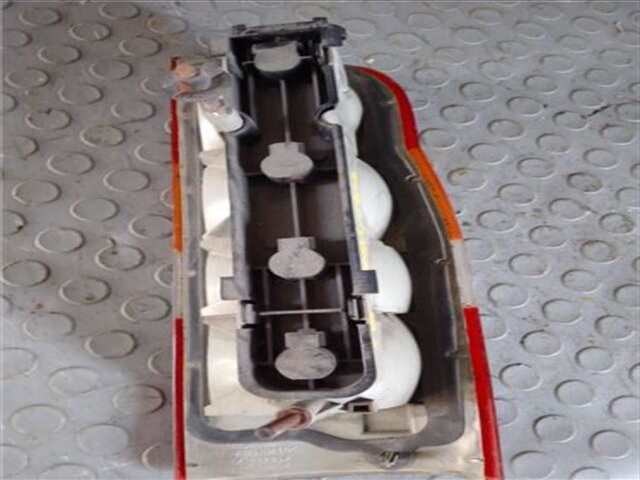 Foto 3ª: Piloto Trasero Izquierdo Ford Transit  CAJA ABIERTA (FY)(2000 _)