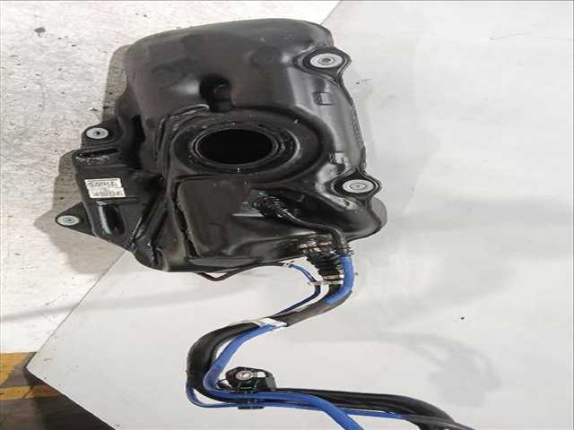 Foto 3ª: Deposito de Combustible Toyota Corolla 1.8 VVTI HYBRID ZWE219) HATCHBACK 140CV [2ZR-FXE] (2018)