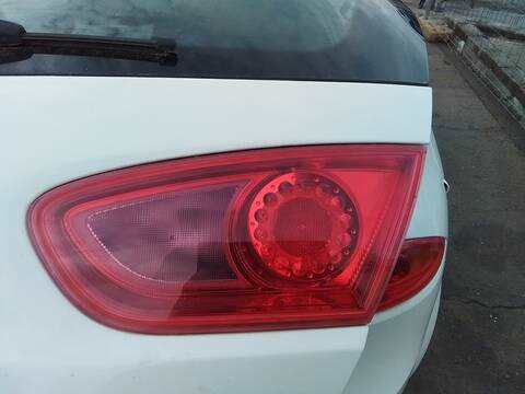 Foto 3ª: Piloto Portón Derecho Seat Leon 1.6 TDI 90CV 66KW [CAY] (2012)