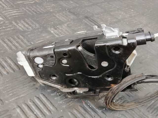 Foto 2ª: Cerradura Puerta Delantera Izquierda Volkswagen Passat 2.0 TDI 140CV (2008)