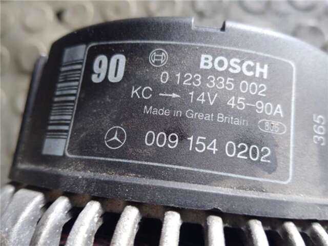 Foto 3ª: Alternador Mercedes Clase C 160 2.8 280 (202.028) [2.8 LTR. - 142 KW 24V CAT] [M 104.941]