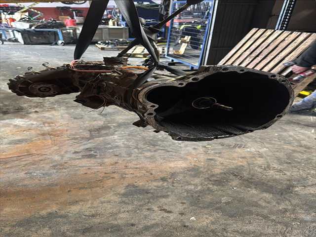 Foto 3ª: Caja Cambios Nissan Patrol 2.8 DIESEL [RD28] (1999)