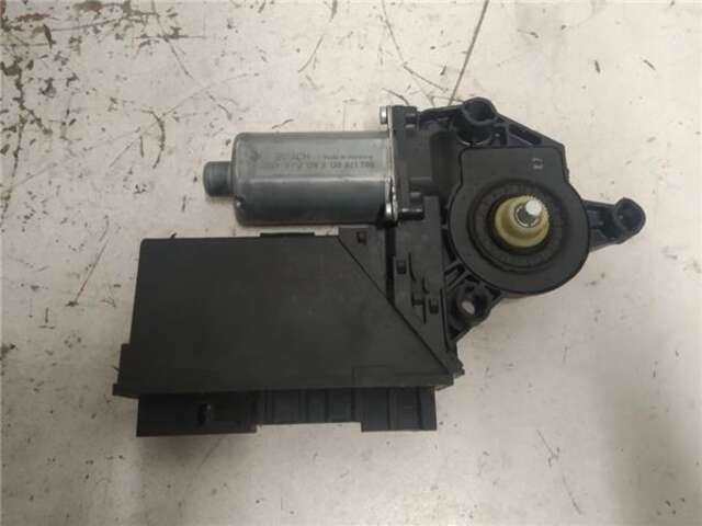 Foto 2ª: Elevalunas Eléctrico Trasero Derecho Audi A4 2.0 TDI [BLB]