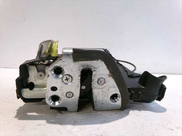 Foto 3ª: Cerradura Puerta Delantera Izquierda Toyota Auris 2.0 D FAMILIAR, 2012-2015 [1AD] (2015)